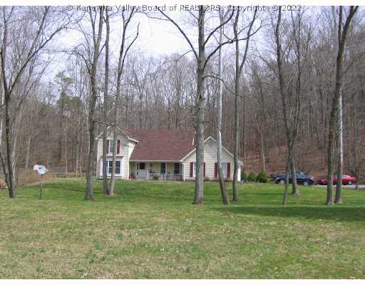 10 Shady Lane Winfield, WV 25213 - Photo 8 of 8 Exterior Front.