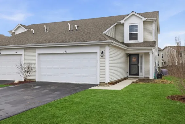 $310,000 | 171 Maryland Lane, Pingree Grove, IL 60140