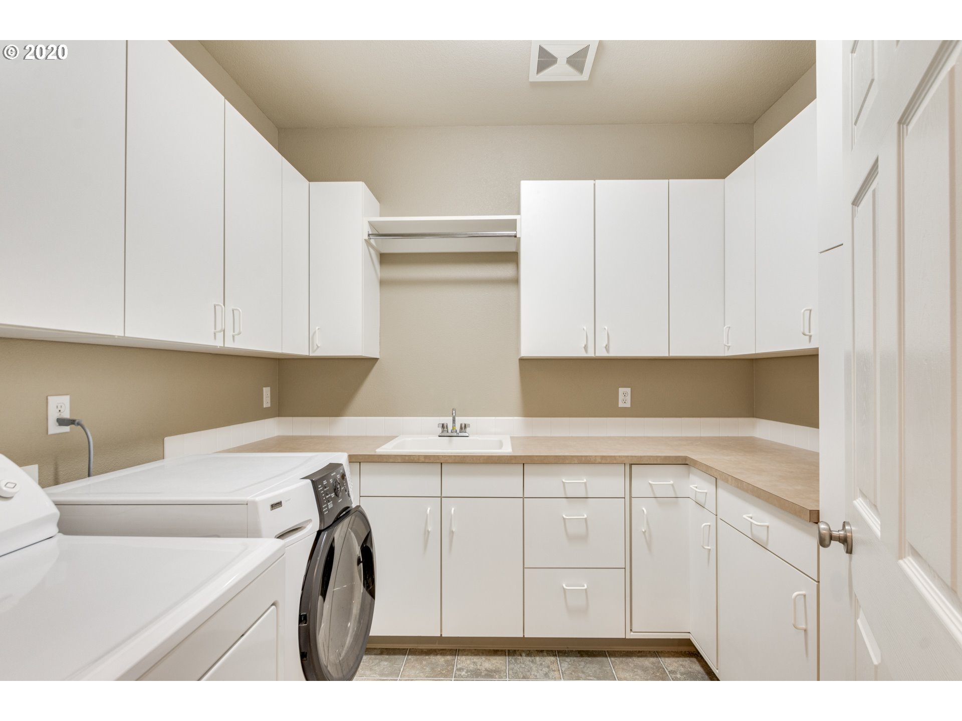 3005 Northeast 173rd Street Ridgefield, WA 98642 - Photo 23 of 32 Gallery Image 23