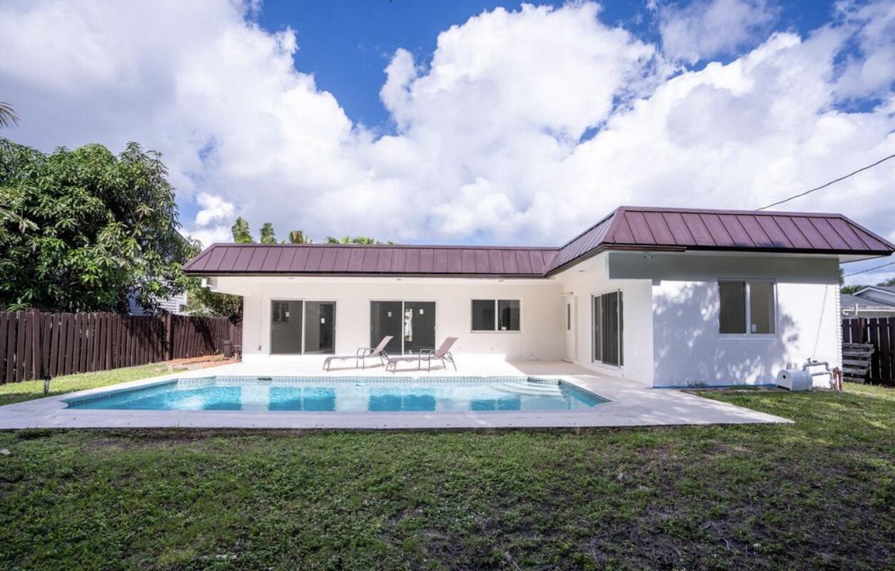 1070 Southwest 18th Street Boca Raton, FL 33486 - Photo 1 of 23 IMG_1114 (2)