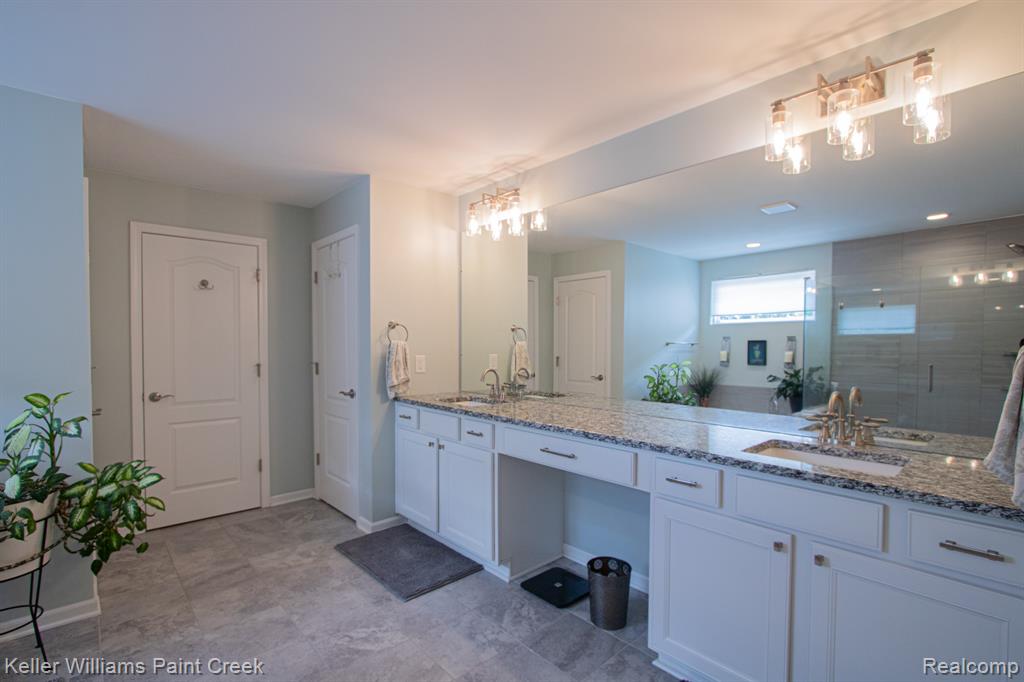 2009 Logan Drive Rochester Hills, MI 48309 - Photo 27 of 53