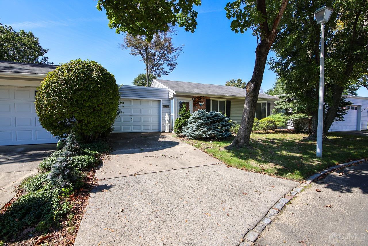 B Vernon Road, Unit B Monroe Township, NJ 08831 - Photo 3 of 31