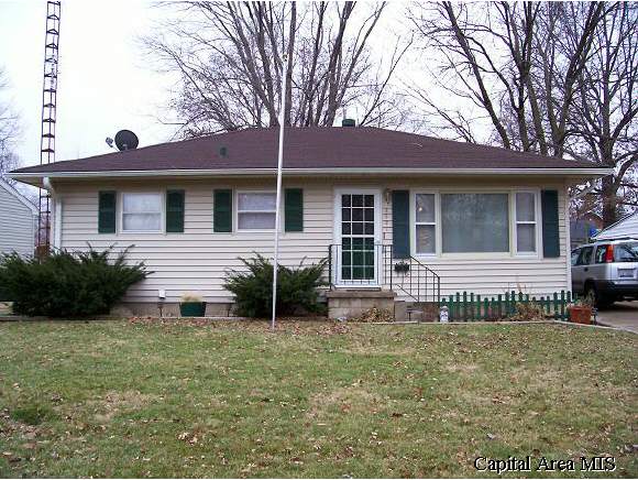 3521 Ivanhoe Drive Springfield, IL 62703 - Photo 1 of 5 Gallery Image 1