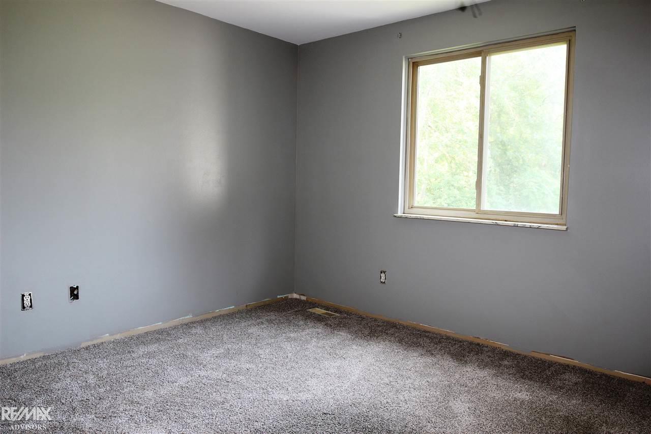 10265 Hadley Road Clarkston, MI 48348 - Photo 11 of 14