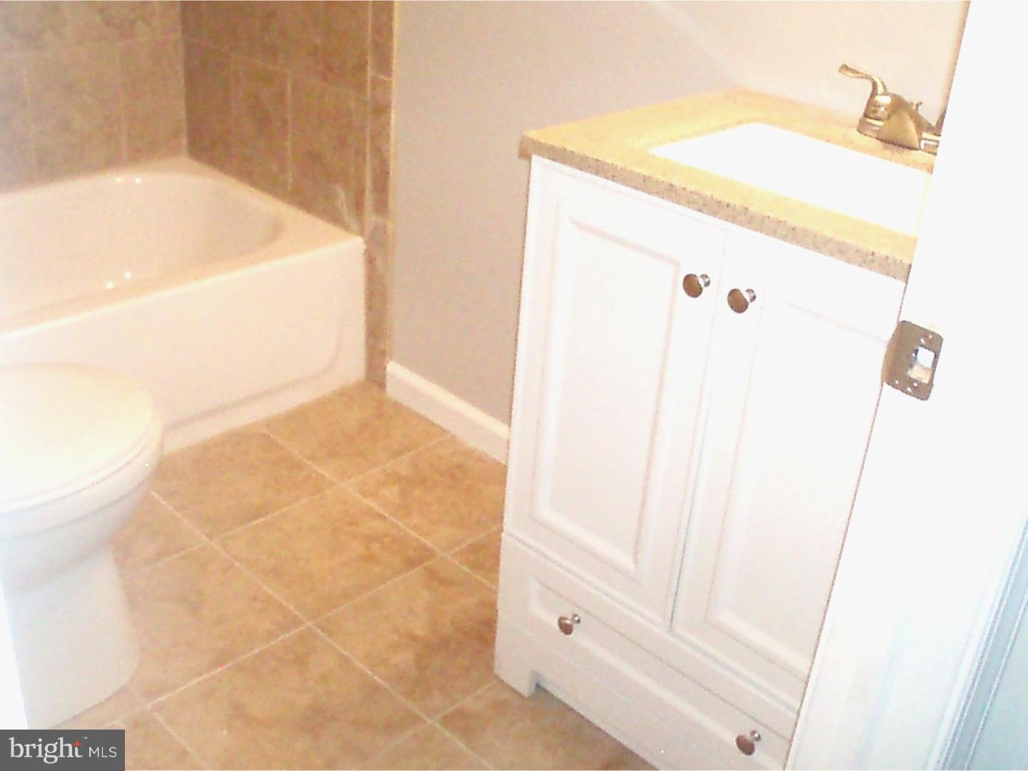 517 Cushmore Road Southampton, PA 18966 - Photo 14 of 24 Bathroom