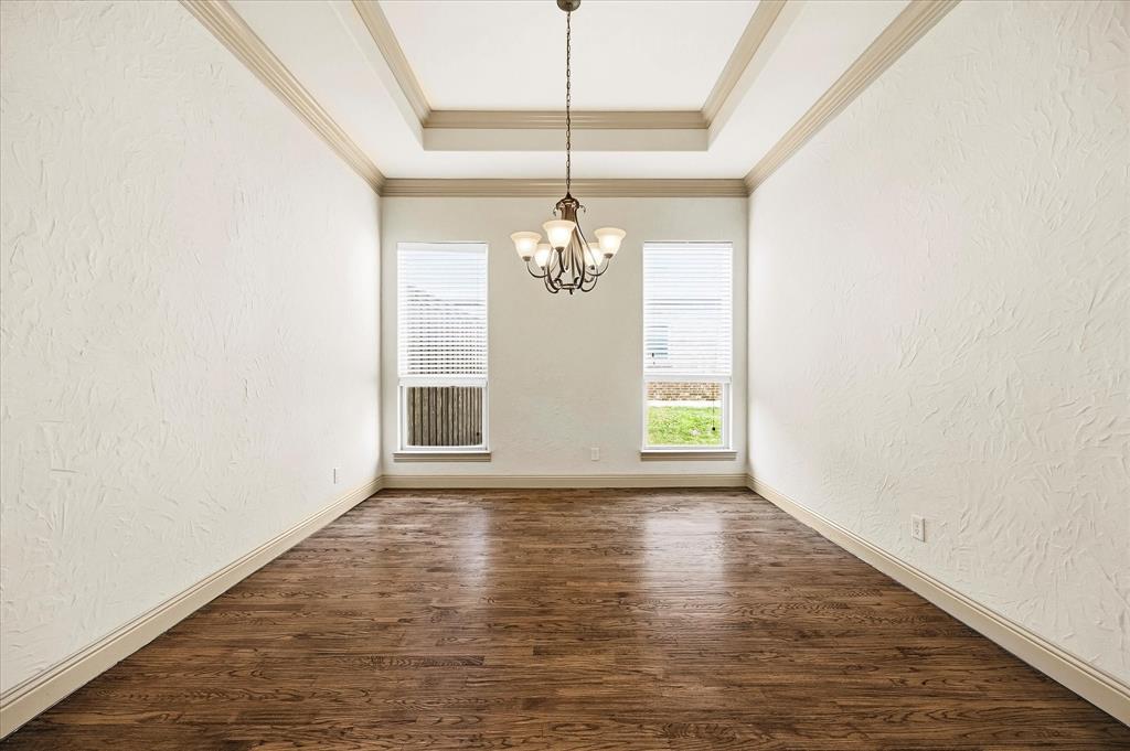 647 Gillon Way Rockwall, TX 75087 - Photo 9 of 40 Host your family gatherings in this lovely dining area