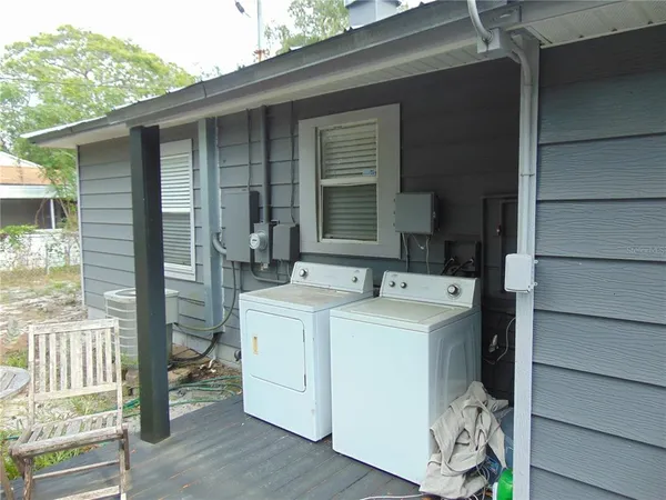 $1,825 | 3215 West Hartnett Avenue, Tampa, FL 33611