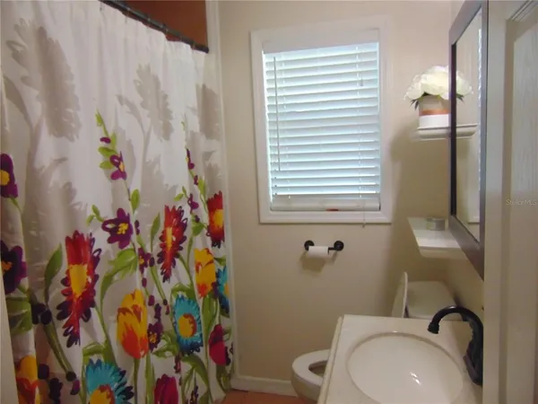 $1,825 | 3215 West Hartnett Avenue, Tampa, FL 33611