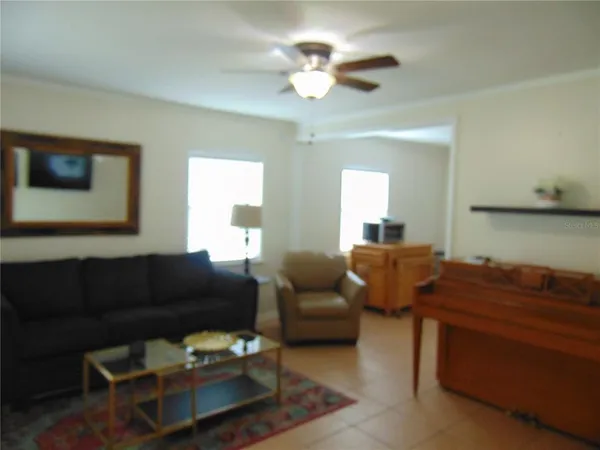 $1,825 | 3215 West Hartnett Avenue, Tampa, FL 33611