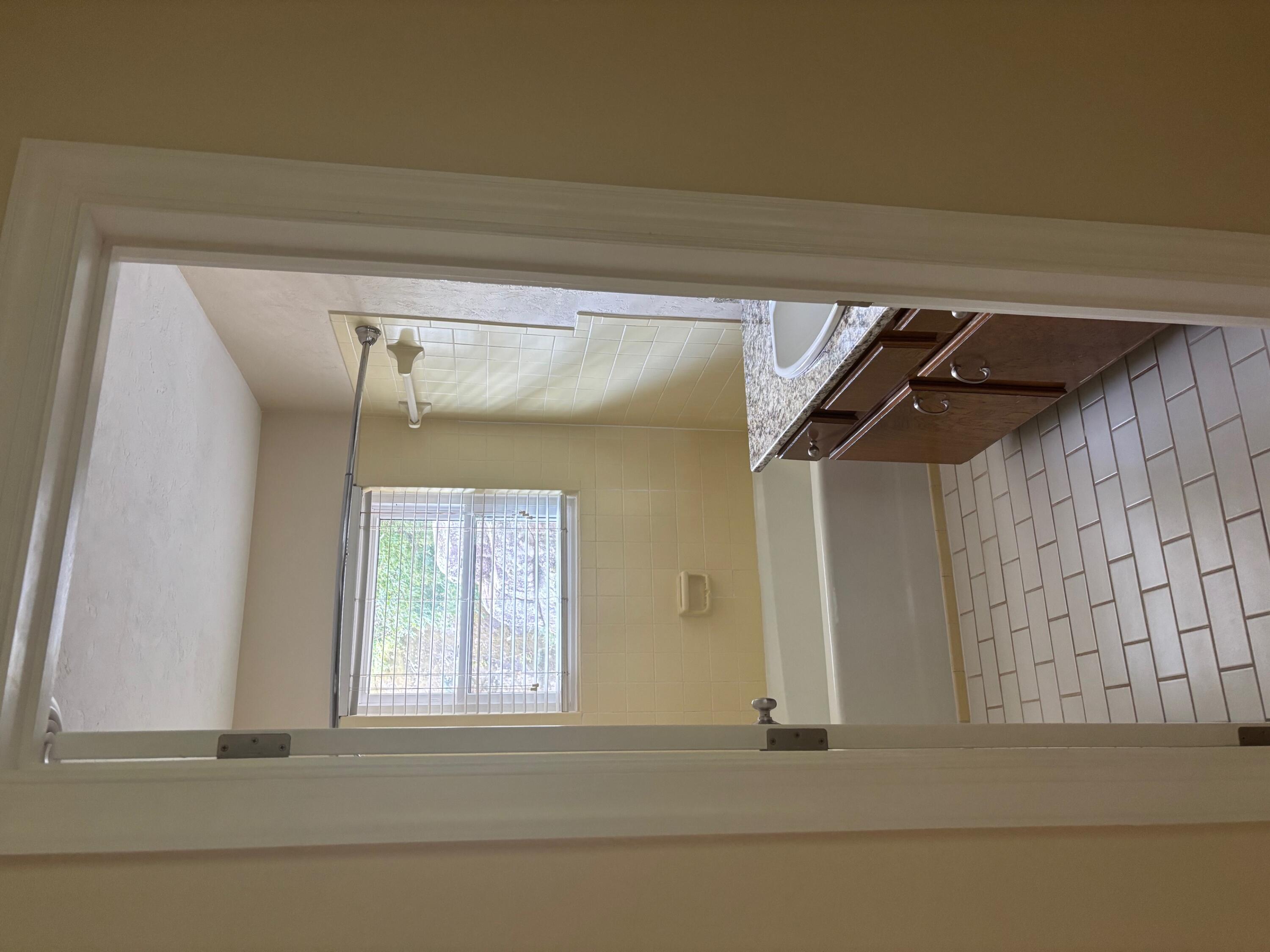 922 Shingle Road, Unit 3 Chattanooga, TN 37409 - Photo 13 of 18 image6