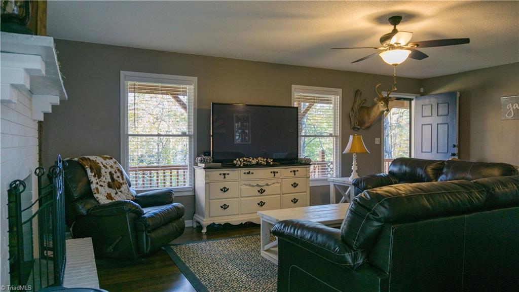 3006 Cunningham Road Thomasville, NC 27360 - Photo 17 of 22