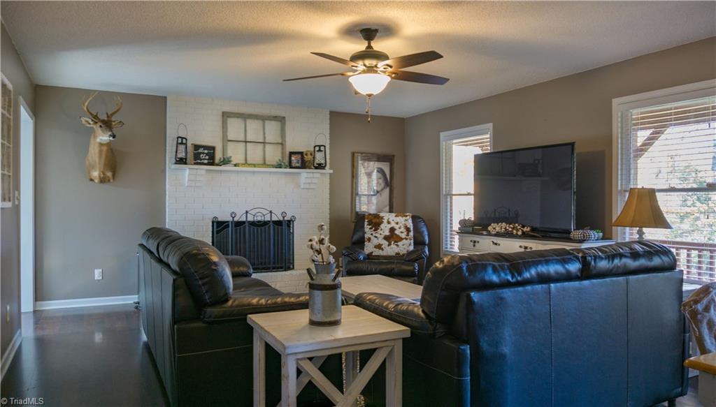 3006 Cunningham Road Thomasville, NC 27360 - Photo 18 of 22