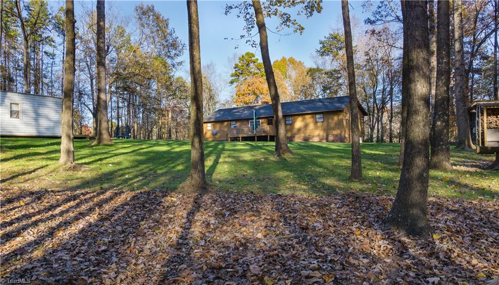 3006 Cunningham Road Thomasville, NC 27360 - Photo 3 of 22