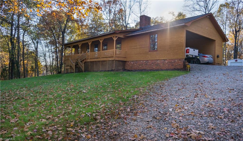 3006 Cunningham Road Thomasville, NC 27360 - Photo 4 of 22