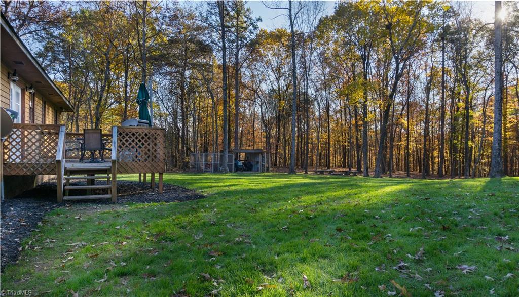 3006 Cunningham Road Thomasville, NC 27360 - Photo 6 of 22