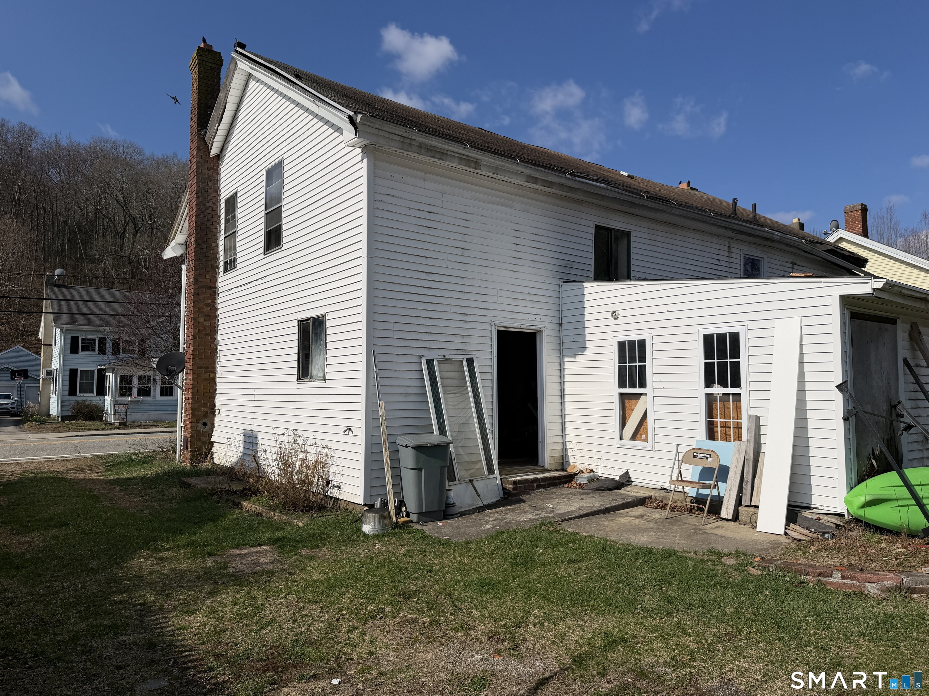 148 West Main Street Sprague, CT 06330 - Photo 6 of 34