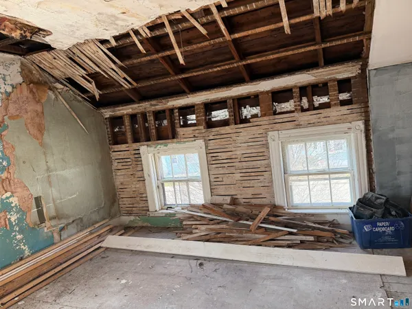 $220,000 | 148 West Main Street, Sprague, CT 06330