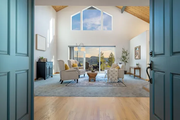 $725,000 | 14395 Burlington Parkway, Penn Valley, CA 95946