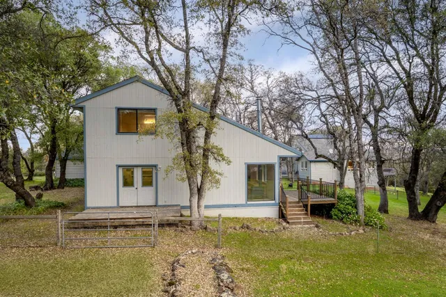 $725,000 | 14395 Burlington Parkway, Penn Valley, CA 95946