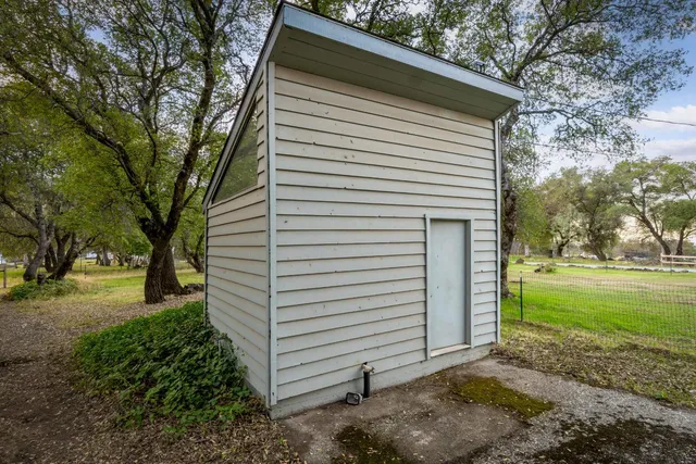 $725,000 | 14395 Burlington Parkway, Penn Valley, CA 95946