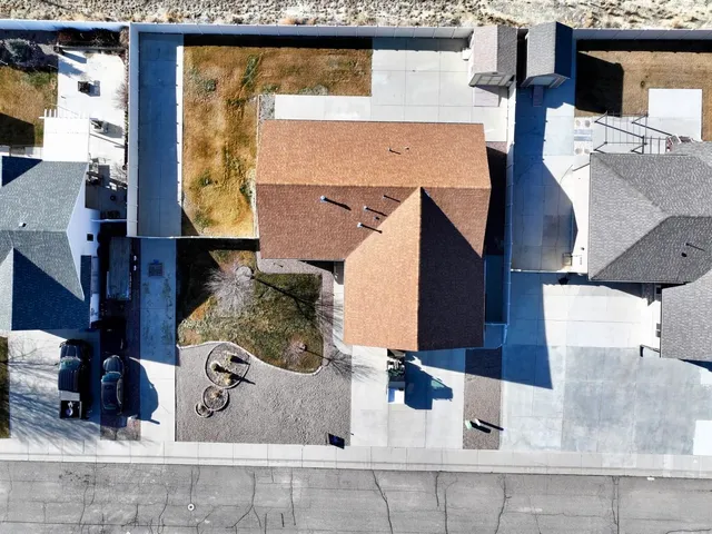 $485,000 | 19 Fairway Drive, Rock Springs, WY 82901