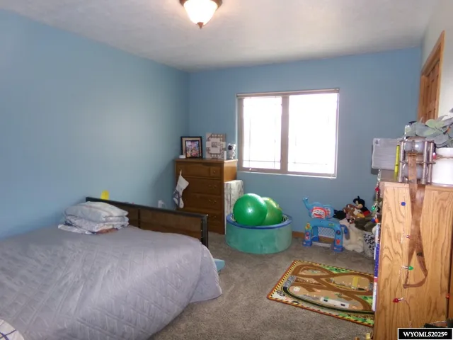 $485,000 | 19 Fairway Drive, Rock Springs, WY 82901