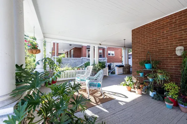 $1,750 | 291 A Newman Avenue, Harrisonburg, VA 22801