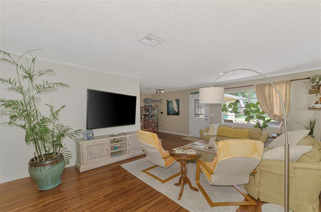 1712 Shell Drive Englewood, FL 34223 - Photo 19 of 60