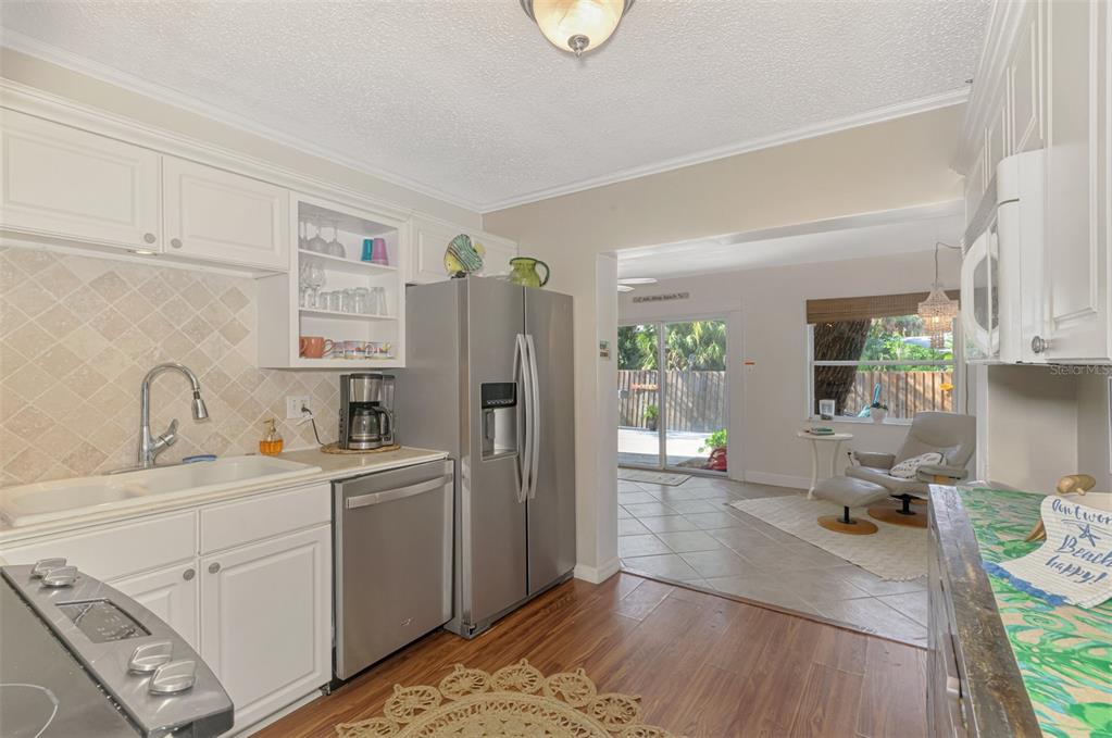 1712 Shell Drive Englewood, FL 34223 - Photo 30 of 60