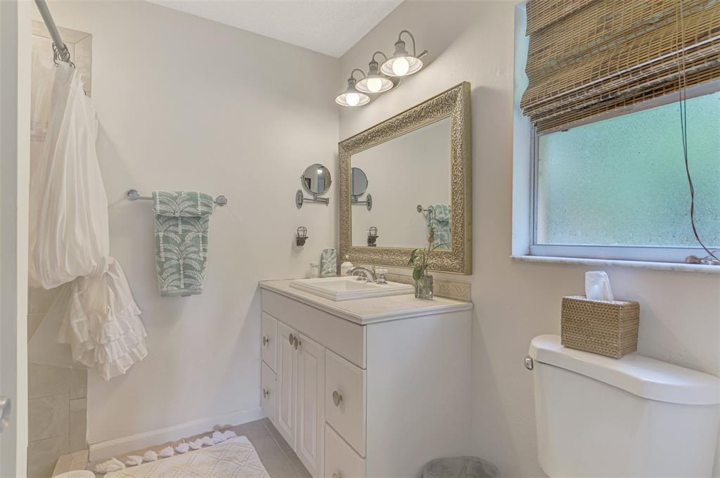 1712 Shell Drive Englewood, FL 34223 - Photo 41 of 60