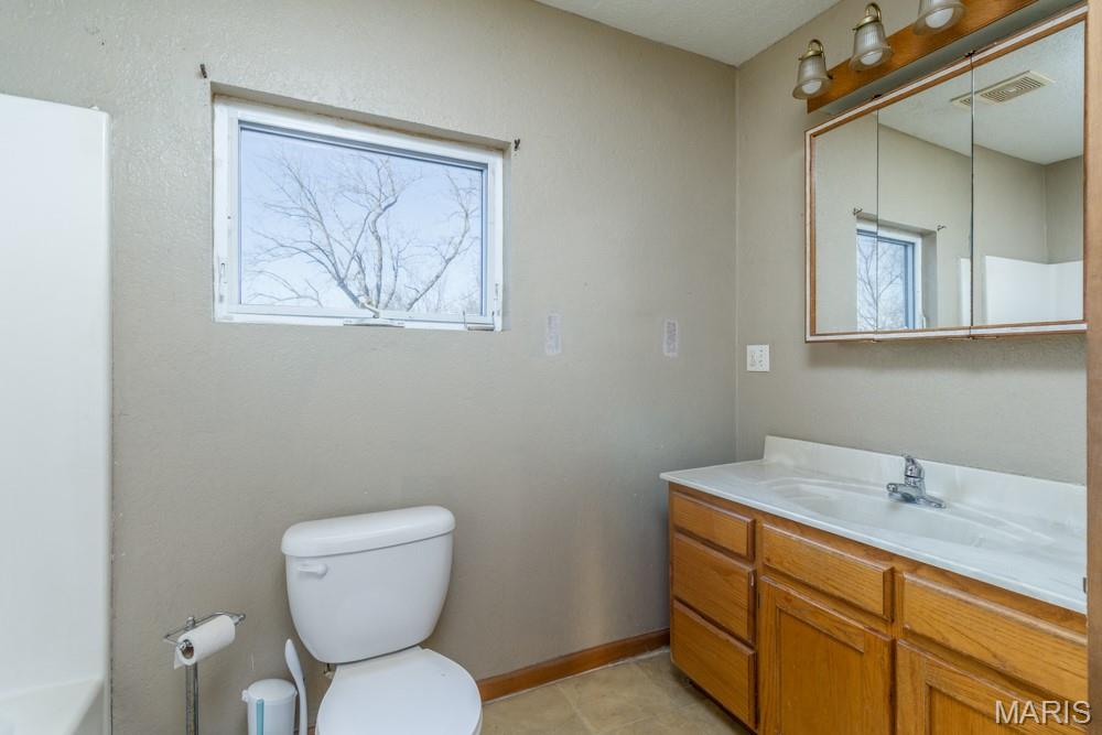 1031 Dilworth Road Lebanon, MO 65536 - Photo 15 of 33