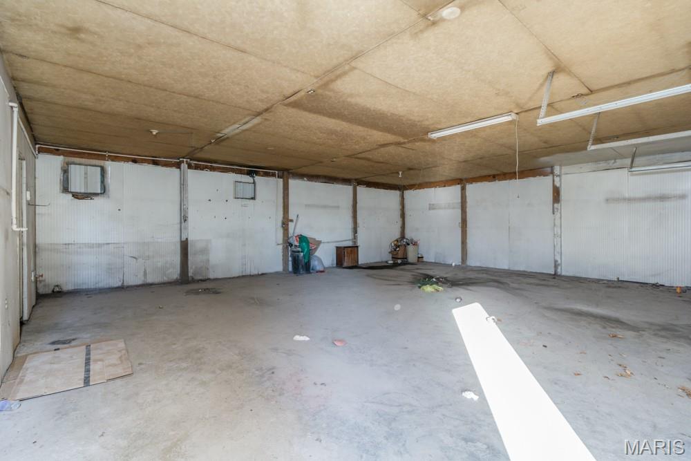 1031 Dilworth Road Lebanon, MO 65536 - Photo 24 of 33