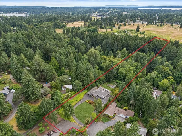 $1,750,000 | 6718 76th Street West, Lakewood, WA 98499