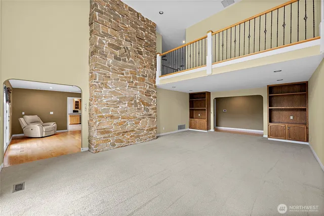 $1,750,000 | 6718 76th Street West, Lakewood, WA 98499