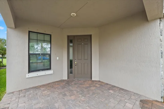 $3,700 | 8903 Sea Chase Drive, Lake Worth, FL 33467