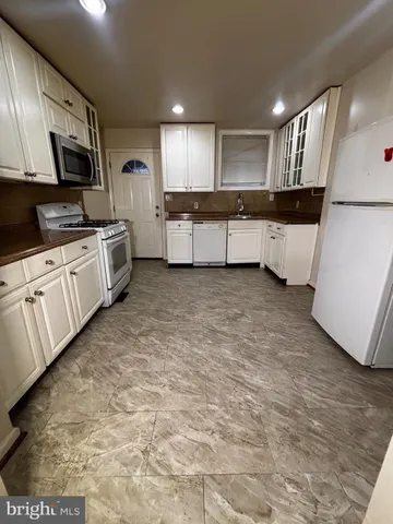 $149,999 | 422 South Smallwood Street, Baltimore, MD 21223