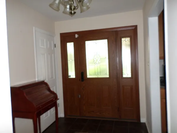 $319,900 | 20331 Fairfield Avenue, Olympia Fields, IL 60461