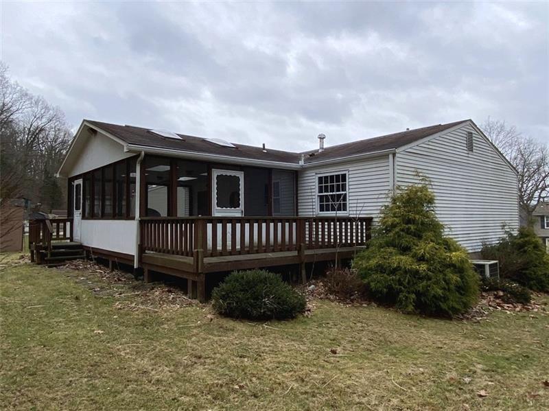447 Tivoli Road Pittsburgh, PA 15239 - Photo 21 of 22 Gallery Image 21