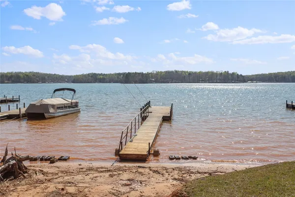 $489,000 | 941 Shelor Ferry Road, Fair Play, SC 29643