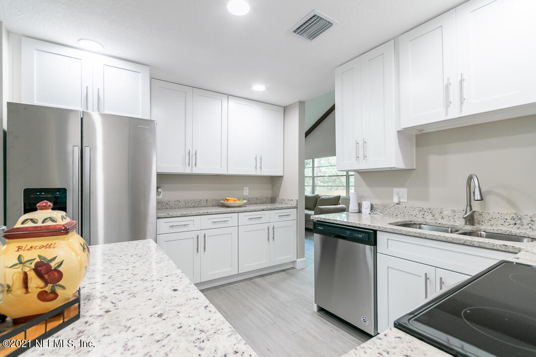 665 Ridgestone Court Orange Park, FL 32065 - Photo 15 of 32 015