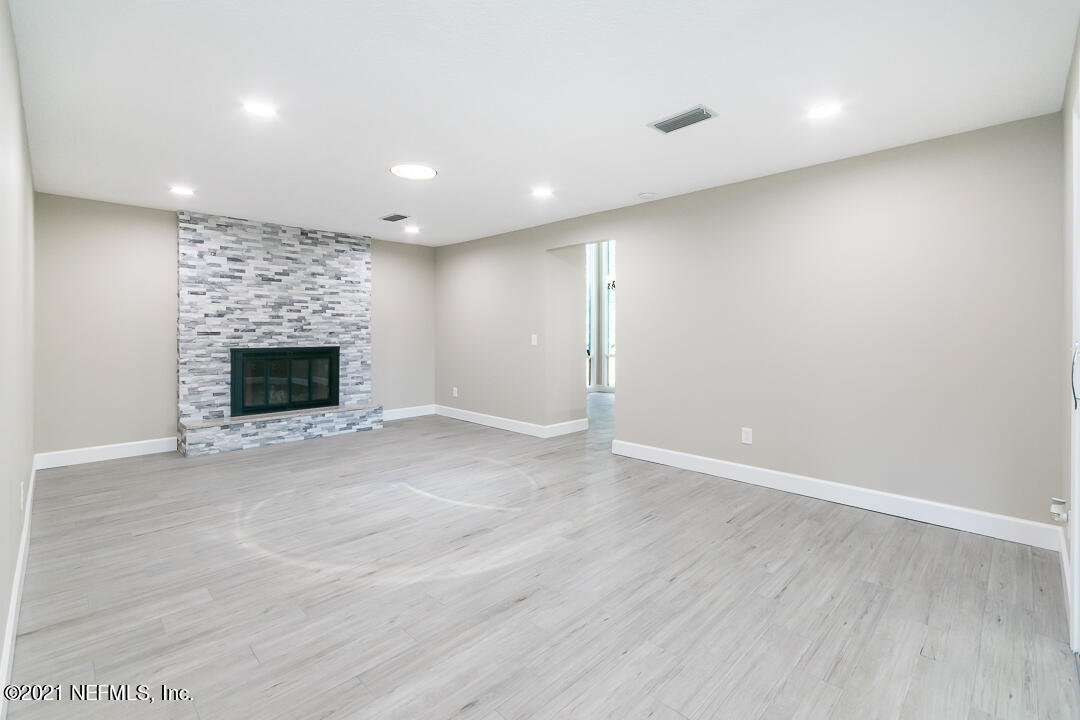 665 Ridgestone Court Orange Park, FL 32065 - Photo 21 of 32 011