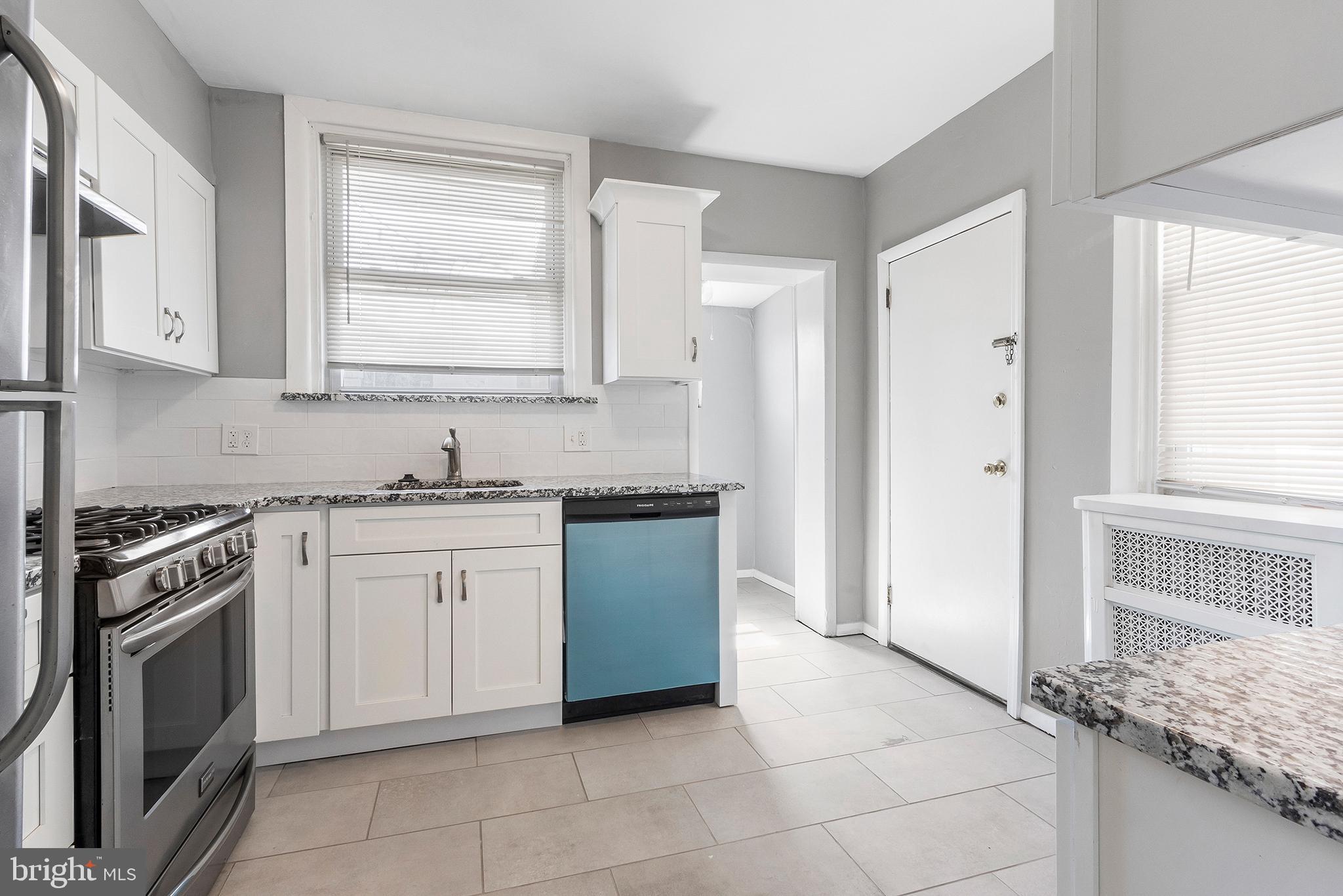 7322 Sommers Road Philadelphia, PA 19138 - Photo 8 of 25 Kitchen