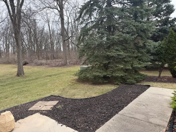 $409,900 | 4780 Cara Marie Court, Unit B, Brookfield, WI 53005