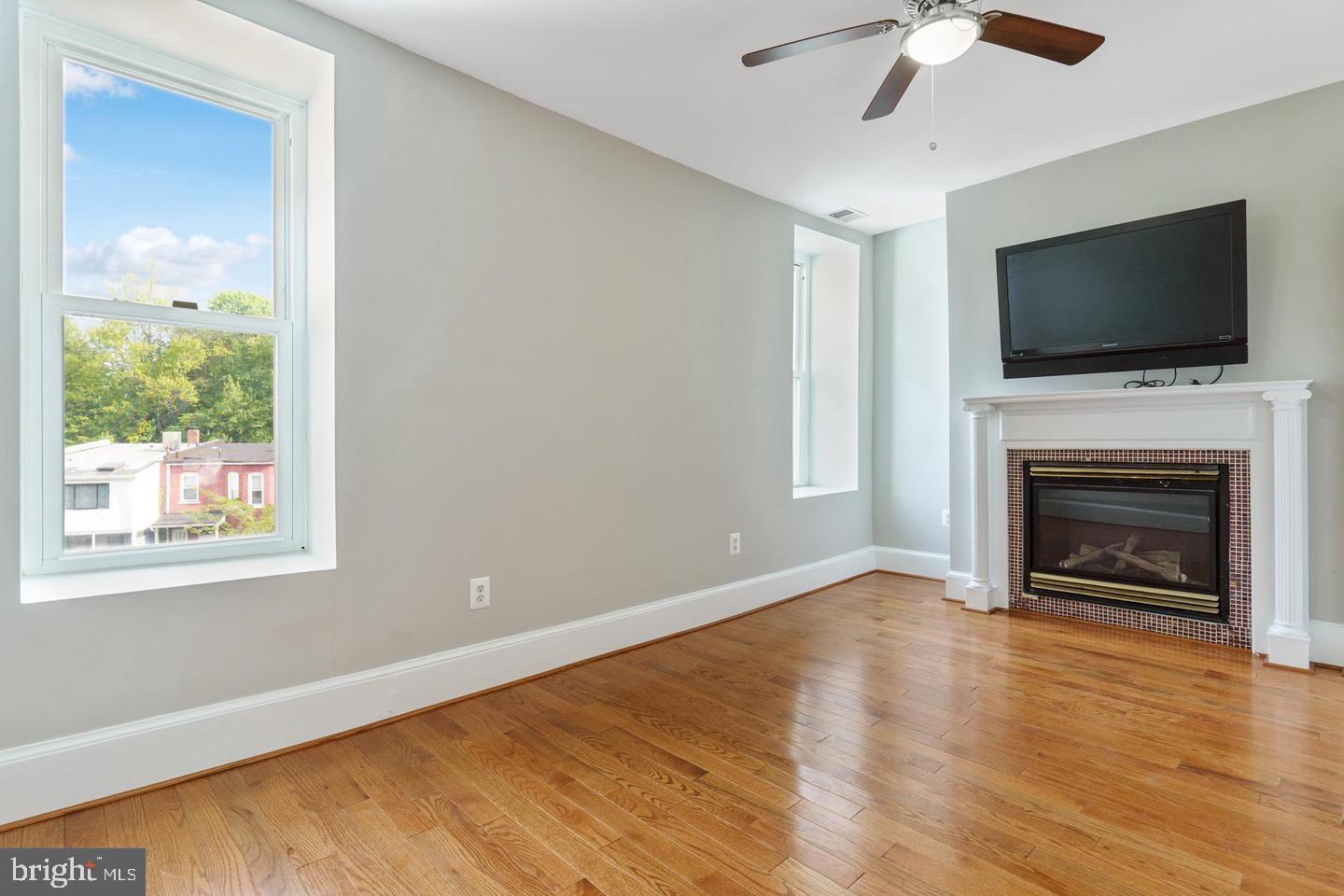 38 Rhode Island Avenue Northeast Washington, DC 20002 - Photo 12 of 42