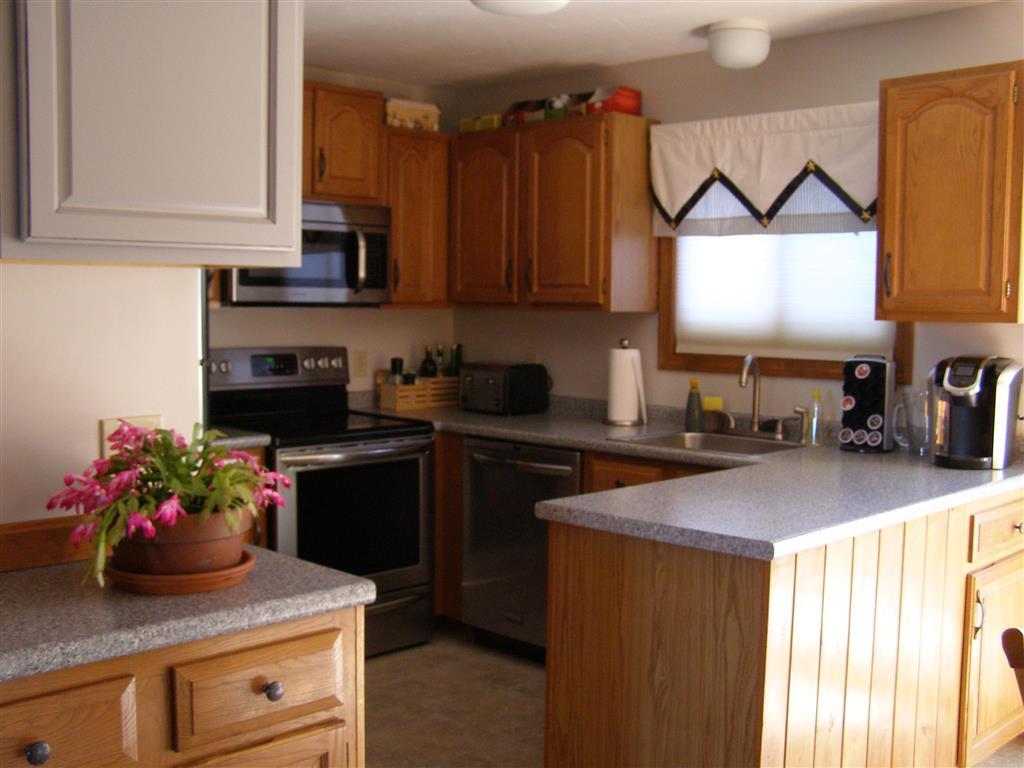 60 Weirs Road, Unit E2 Gilford, NH 03249 - Photo 4 of 31