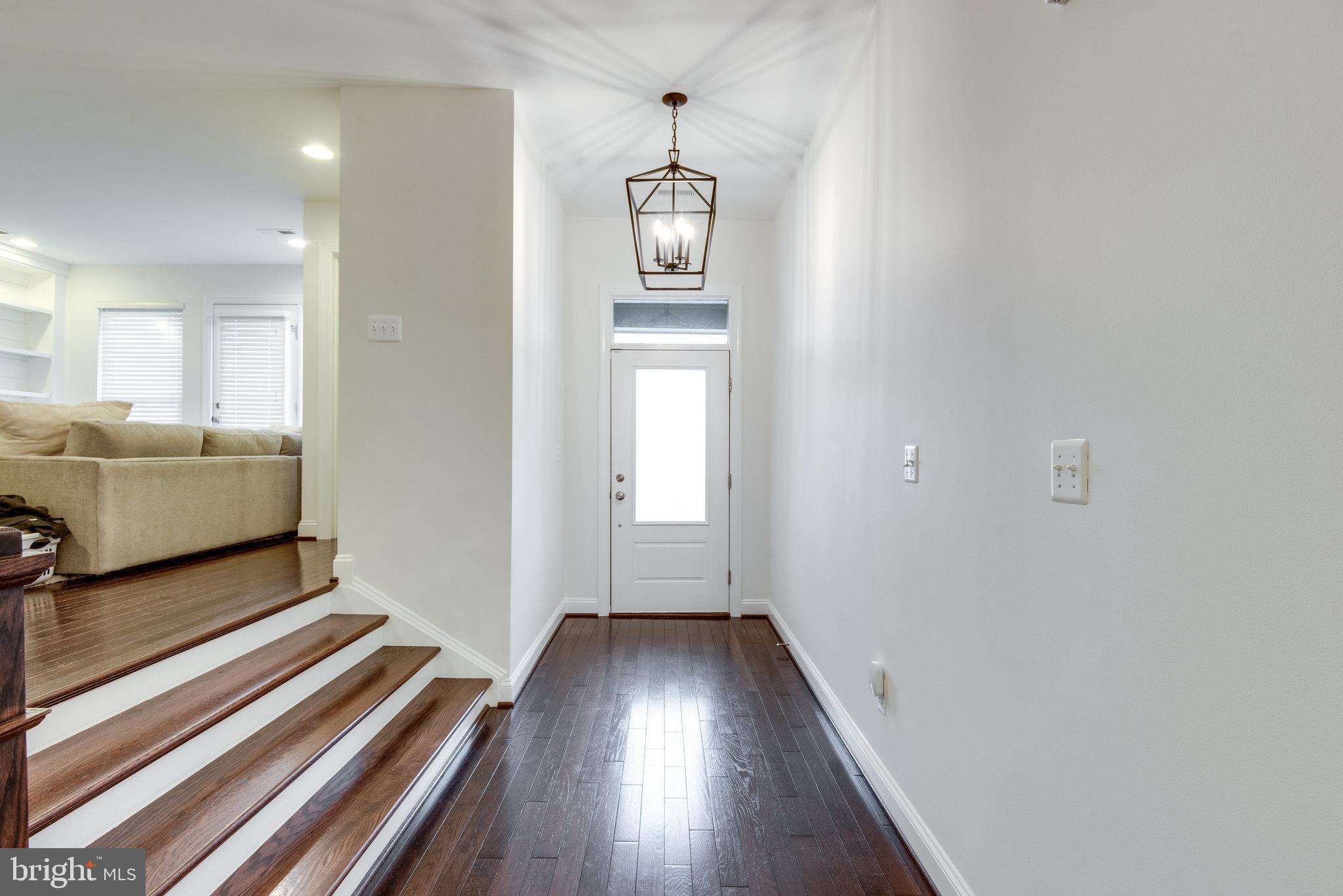 23528 Epperson Square Brambleton, VA 20148 - Photo 5 of 43