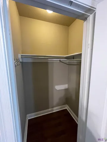 $1,375 | 828 Meadow Bend Drive, Unit G, Baton Rouge, LA 70820