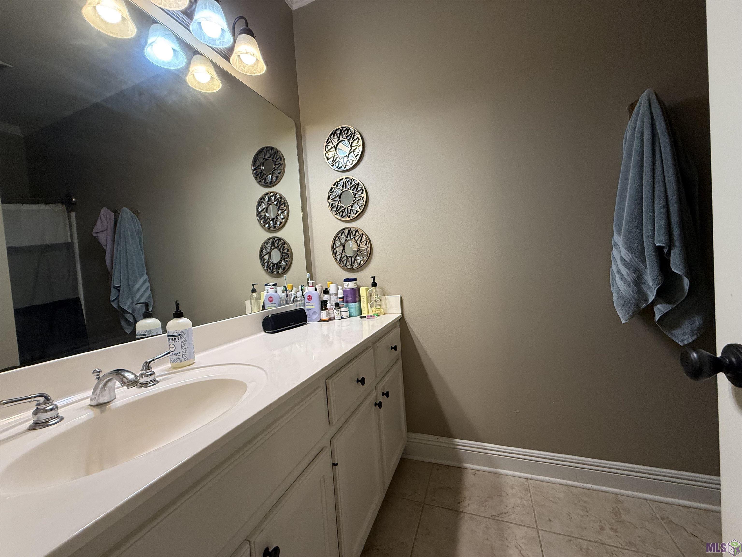 828 Meadow Bend Drive, Unit G Baton Rouge, LA 70820 - Photo 15 of 23