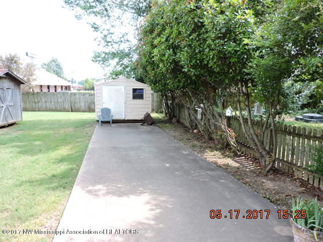 7445 Kingcrest Road Olive Branch, MS 38654 - Photo 22 of 23 DSCN1863