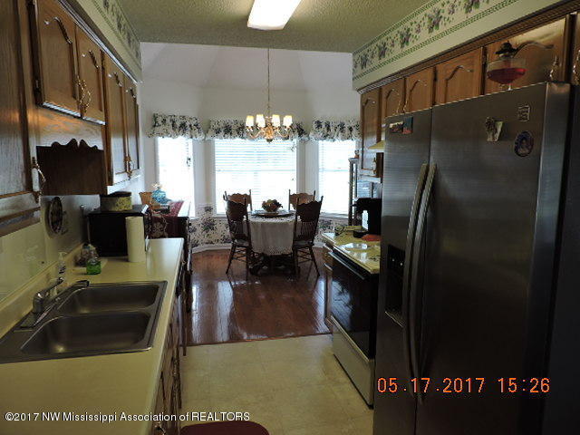 7445 Kingcrest Road Olive Branch, MS 38654 - Photo 4 of 23 DSCN1865